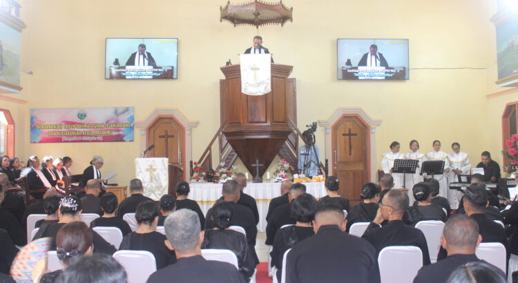 48 Majelis Jemaat GPM Syaloom Ditahbiskan